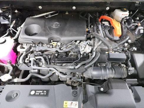 Used 2024 Toyota RAV4 XLE w/ Convenience Package AWD/4WD image 32