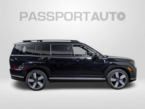 Used 2024 Hyundai Santa Fe Limited AWD/4WD image 8