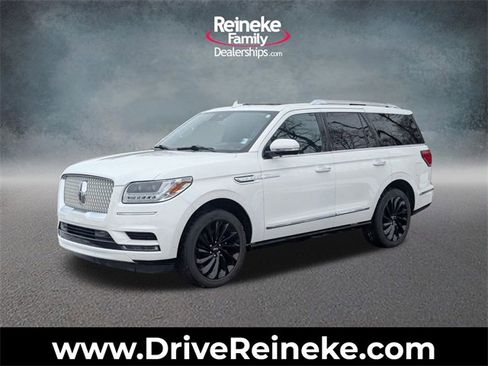 Used 2021 Lincoln Navigator Reserve image 1