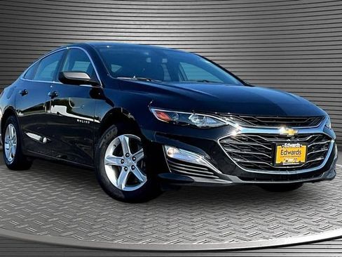 Used 2022 Chevrolet Malibu LS FWD image 3