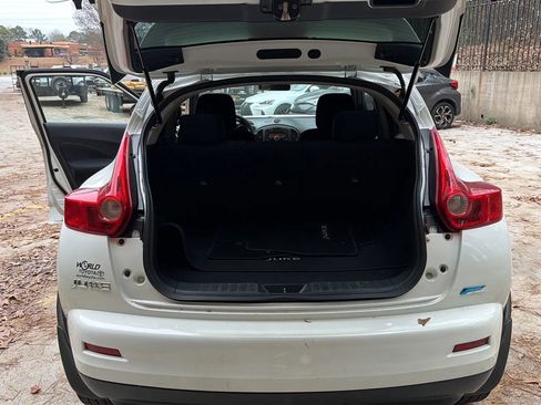 Used 2014 Nissan Juke S image 18