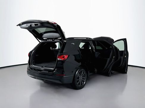Used 2024 Chevrolet Equinox RS w/ RS Leather Package AWD/4WD image 23