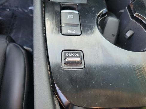 Used 2023 Nissan Rogue SV w/ SV Premium B Package FWD image 34