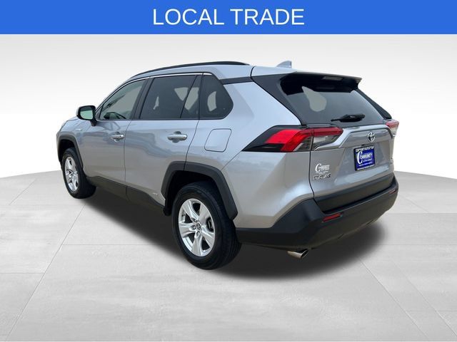 Used 2019 Toyota RAV4 XLE w/ Carpet Mat Package AWD/4WD image 4