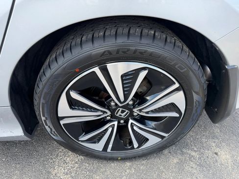 Used 2018 Honda Civic EX-T image 45