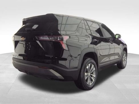 Used 2025 Chevrolet Equinox LT image 8