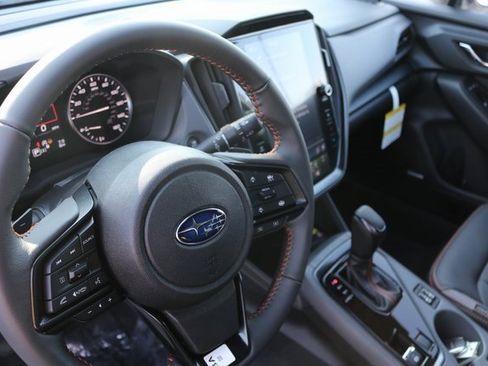 Used 2025 Subaru Crosstrek 2.5i Limited w/ Crosstrek Mirror Package image 24