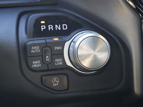 Used 2025 RAM 1500 Laramie AWD/4WD image 16