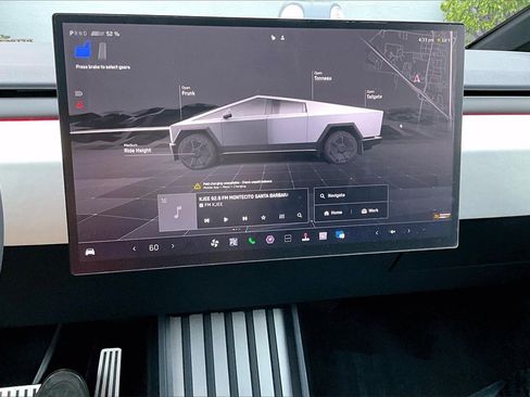 Used 2024 Tesla Cybertruck AWD Crew Cab image 16