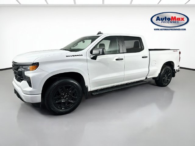 Used 2024 Chevrolet Silverado 1500 Custom w/ LPO, Dark Essentials Package AWD/4WD image 4