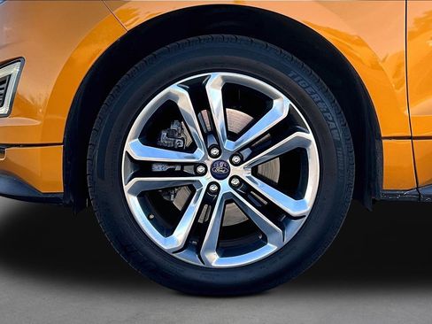 Used 2015 Ford Edge Sport image 8