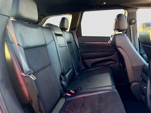 Used 2021 Jeep Grand Cherokee Laredo X image 26