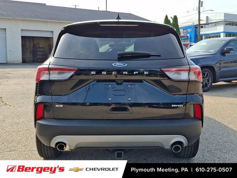 Used 2022 Ford Escape SE w/ Cold Weather Package AWD/4WD image 6