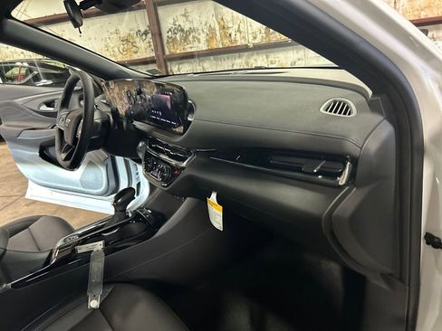 New 2026 Buick Envista Sport Touring w/ Convenience I Package image 29