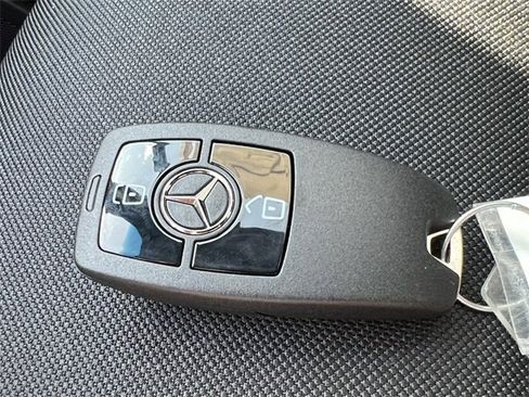 New 2024 Mercedes-Benz Sprinter 144 Cargo image 27