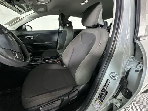 Used 2026 Kia K4 FWD image 11
