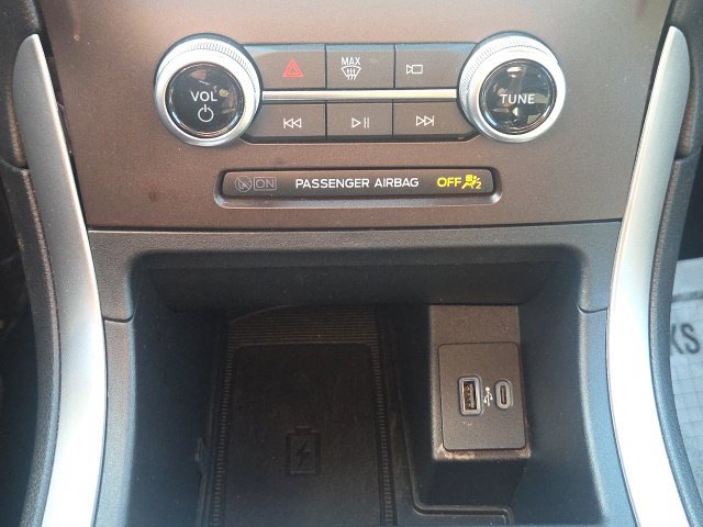 Used 2021 Ford Edge ST-Line FWD image 33