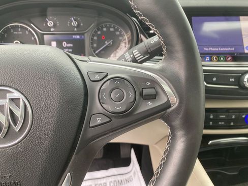 Used 2019 Buick Regal Essence w/ Driver Confidence Package I image 17