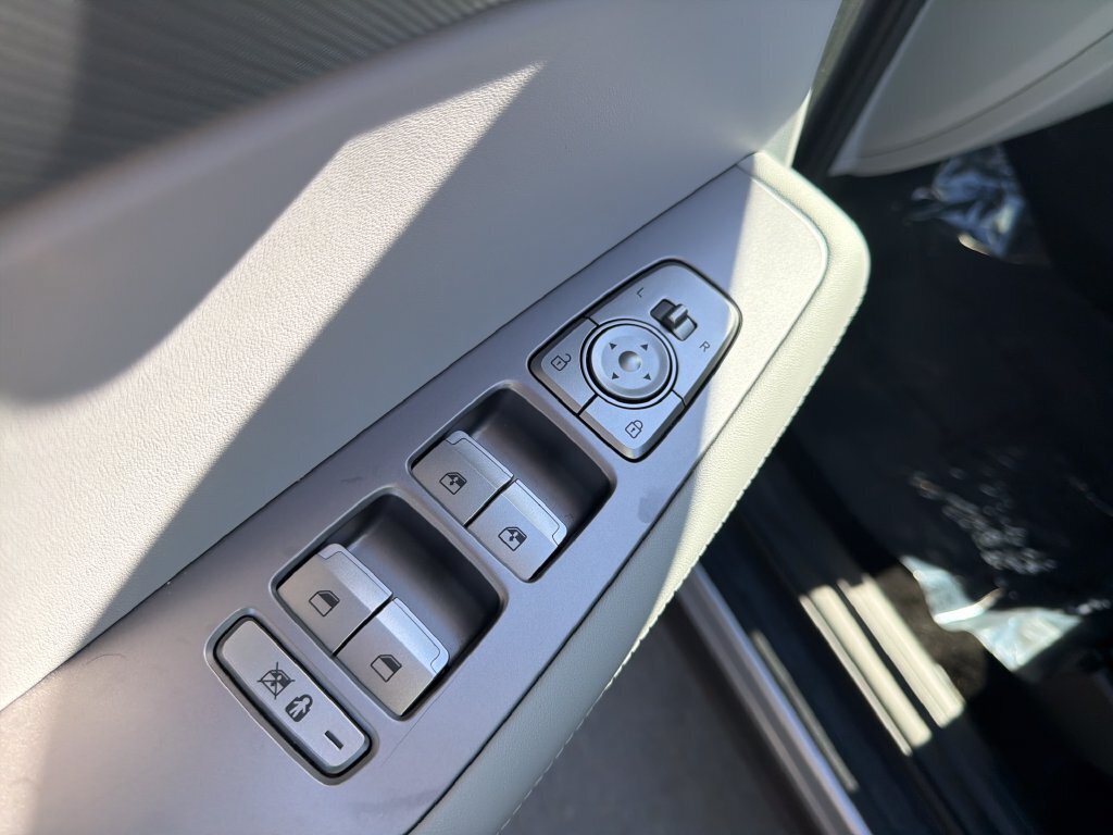 Used 2025 Hyundai Palisade SEL AWD/4WD image 11