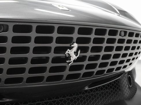 Certified 2024 Ferrari Roma image 7