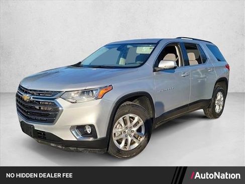 Used 2021 Chevrolet Traverse LT FWD image 1