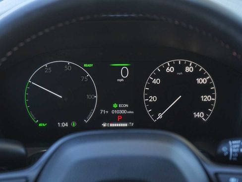 Certified 2025 Honda CR-V Sport image 21