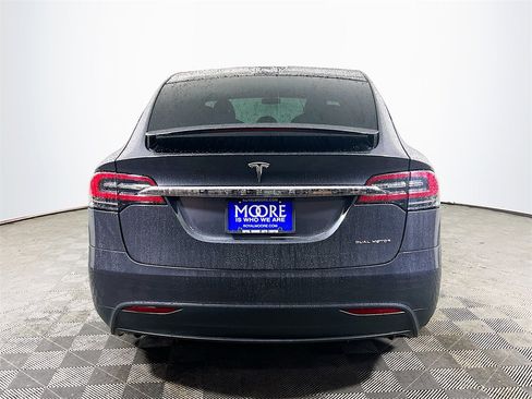 Used 2020 Tesla Model X Long Range image 7