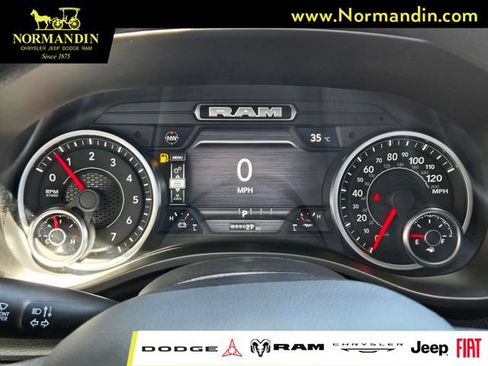 New 2026 RAM 1500 Express AWD/4WD image 10