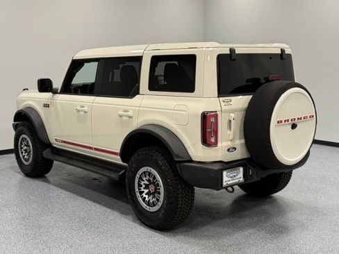 Used 2026 Ford Bronco Outer Banks w/ Sasquatch Package AWD/4WD image 9