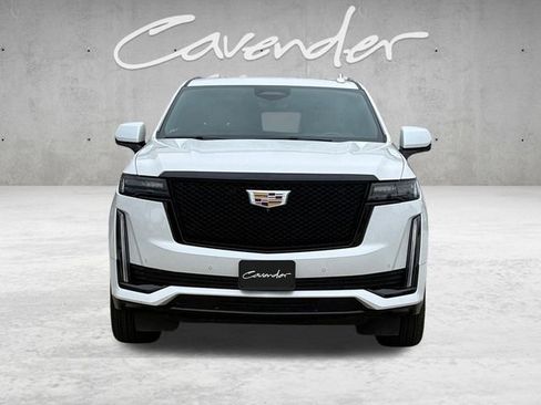Used 2021 Cadillac Escalade ESV Sport w/ Heavy-Duty Trailer Package RWD image 18