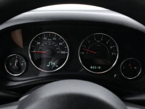 Used 2014 Jeep Wrangler Sport AWD/4WD image 23