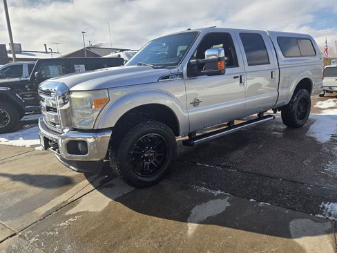 Used 2012 Ford F250 Lariat w/ Lariat Ultimate Pkg image 3