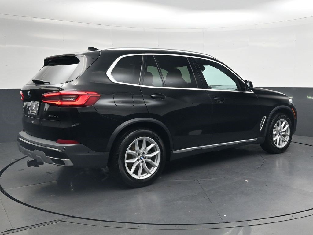 Used 2020 BMW X5 xDrive40i w/ Premium Package AWD/4WD image 4