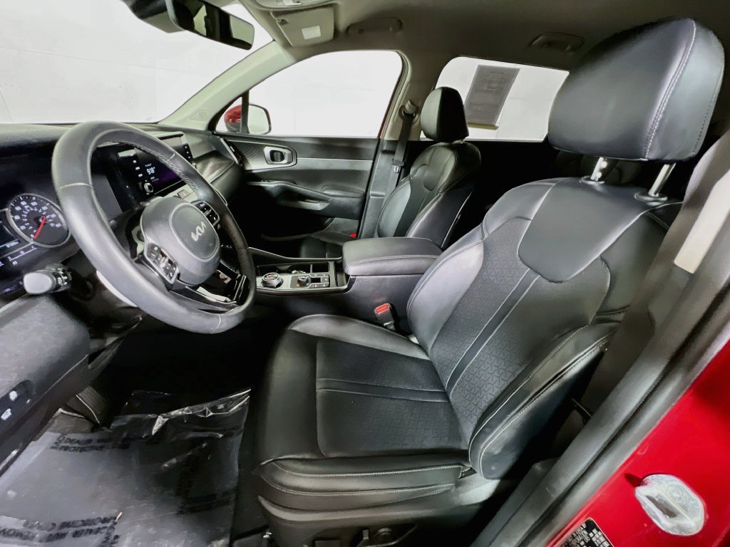 Used 2023 Kia Sorento EX AWD/4WD image 19