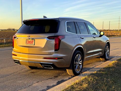Used 2023 Cadillac XT6 Premium Luxury image 6