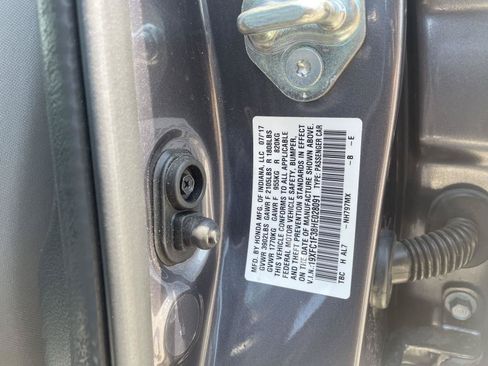 Used 2017 Honda Civic EX-T image 31