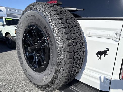 New 2025 Ford Bronco Badlands w/ Sasquatch Package image 19