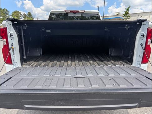 Used 2025 Chevrolet Silverado 1500 ZR2 w/ Technology Package AWD/4WD image 20