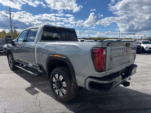 Used 2024 GMC Sierra 3500 Denali w/ Denali Reserve Package AWD/4WD image 5