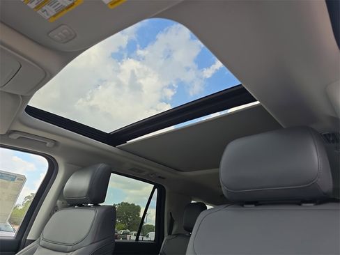 New 2025 Ford Expedition Max Active image 62