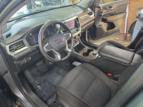 Used 2021 GMC Acadia SLE w/ Driver Convenience Package AWD/4WD image 18