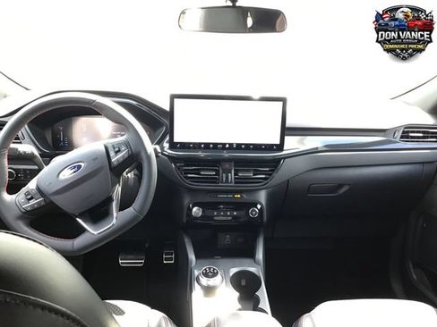 Used 2024 Ford Escape ST-Line w/ Tech Pack #1 AWD/4WD image 12