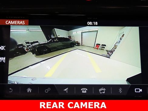 Used 2020 Land Rover Discovery Sport S image 16