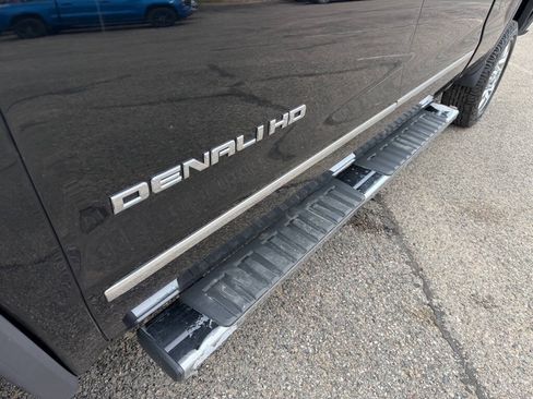Used 2018 GMC Sierra 2500 Denali AWD/4WD image 11