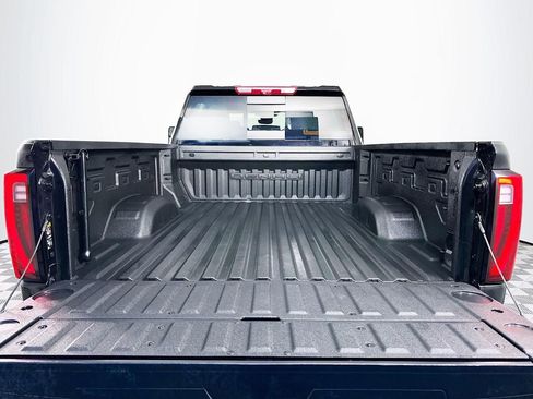 Used 2024 GMC Sierra 3500 Denali w/ Denali Reserve Package image 29