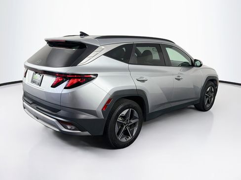 Used 2025 Hyundai Tucson SEL FWD image 9