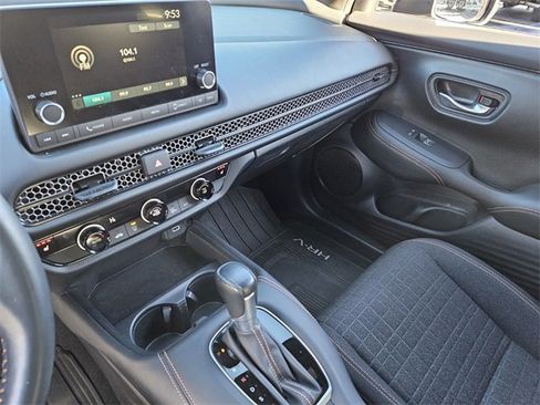 Used 2023 Honda HR-V Sport image 20