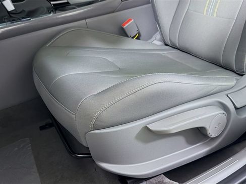 Used 2026 Hyundai Elantra SEL Sport Premium FWD image 23
