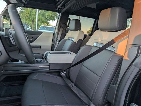 New 2026 GMC Hummer EV 4x4 Crew Cab image 18