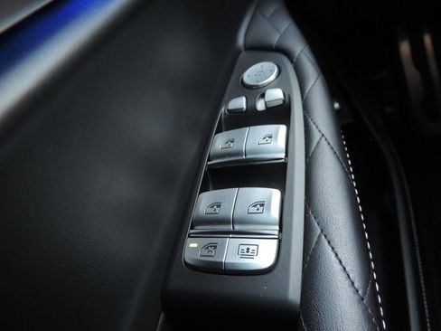 Used 2021 BMW M760i xDrive w/ Luxury Rear Seating Package image 26